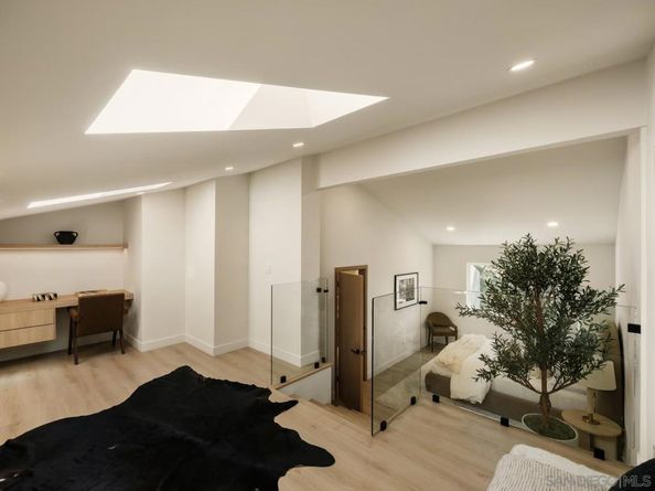 2163 Caminito Circulo Norte, La Jolla CA 92037