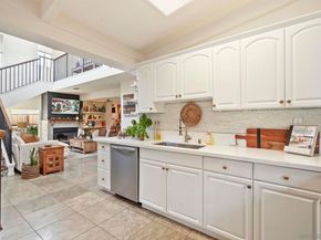 3275 Maezel Ln, Carlsbad CA 92008