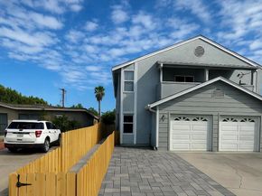 972 Sapphire Street, San Diego CA 92109