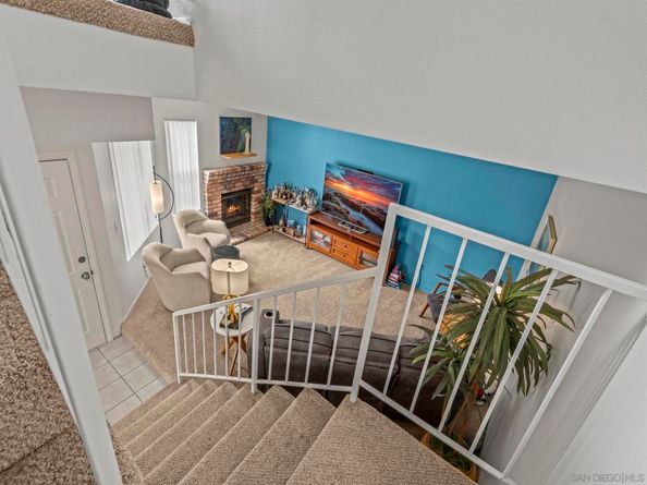 972 Sapphire Street, San Diego CA 92109
