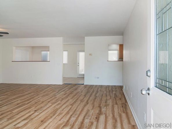 2028 Thomas Ave, San Diego CA 92109