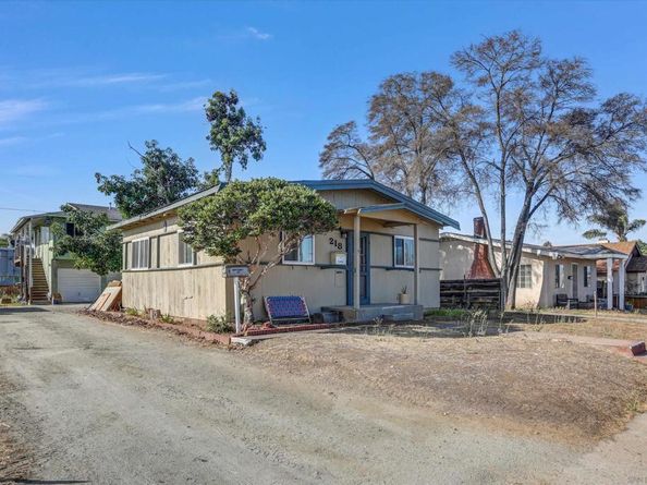 216 218 Alvarado St., Chula Vista CA 91910