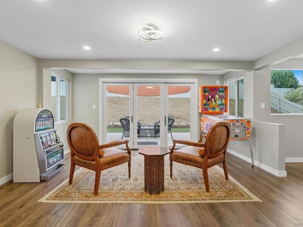 12215 Santiago Road West Santiago, San Diego CA 92128