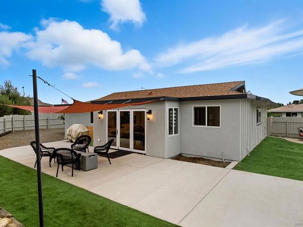 12215 Santiago Road West Santiago, San Diego CA 92128