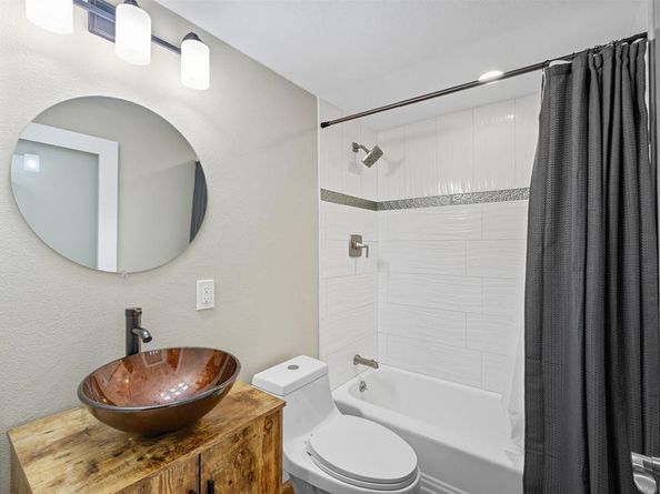 12215 Santiago Road West Santiago, San Diego CA 92128