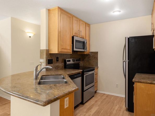 7067 Camino Revueltos 312, San Diego CA 92111