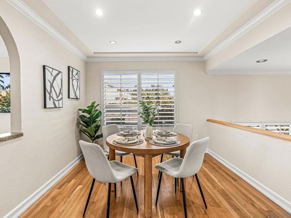3946 La Jolla Village Dr, La Jolla CA 92037