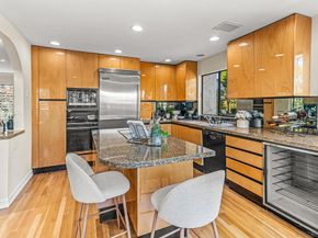 3946 La Jolla Village Dr, La Jolla CA 92037