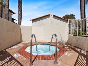 3946 La Jolla Village Dr, La Jolla CA 92037