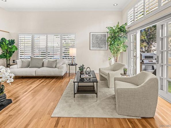 3946 La Jolla Village Dr, La Jolla CA 92037