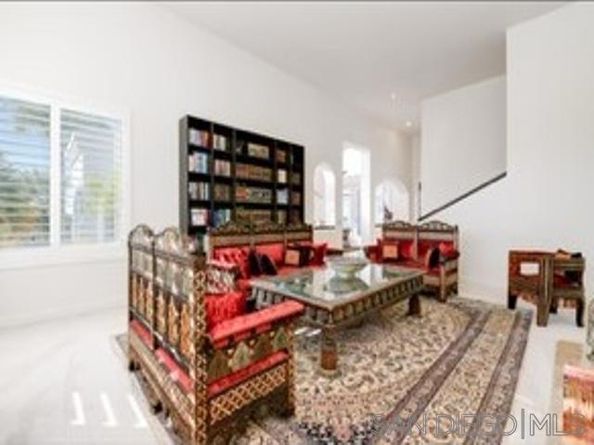 17381 Circa Oriente, Rancho Santa Fe CA 92067