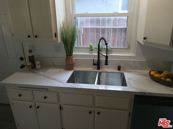2553 Pine Avenue, Long Beach CA 90806