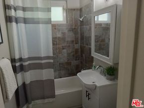 2553 Pine Avenue, Long Beach CA 90806