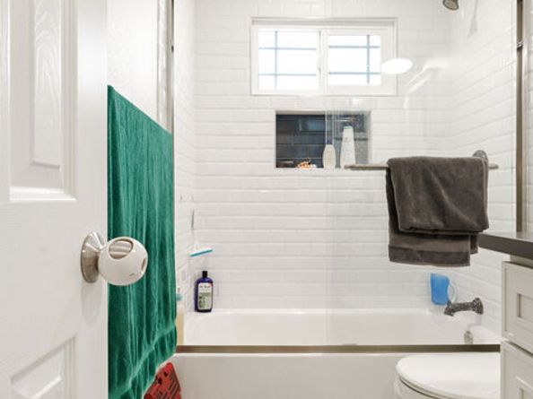 2323 Warwick Avenue, Los Angeles CA 90032