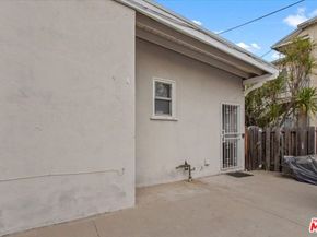 1646 Berkeley Street, Santa Monica CA 90404