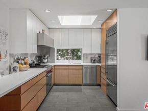 1563 N Doheny Drive, Los Angeles CA 90069