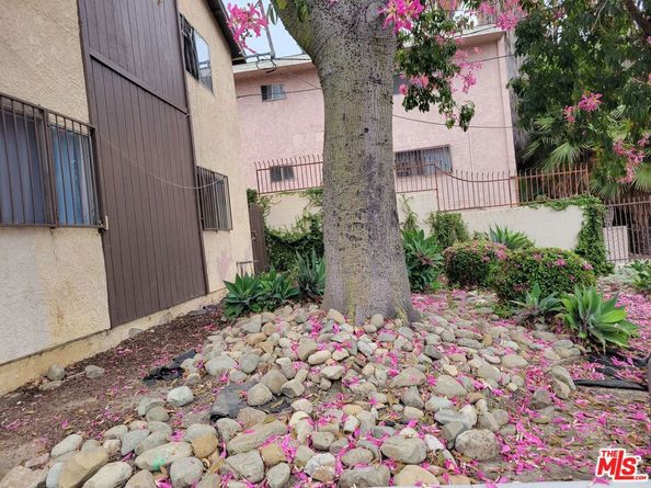5151 Navarro Street, Los Angeles CA 90032
