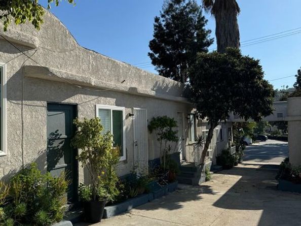 2561 Colorado Boulevard, Los Angeles CA 90041