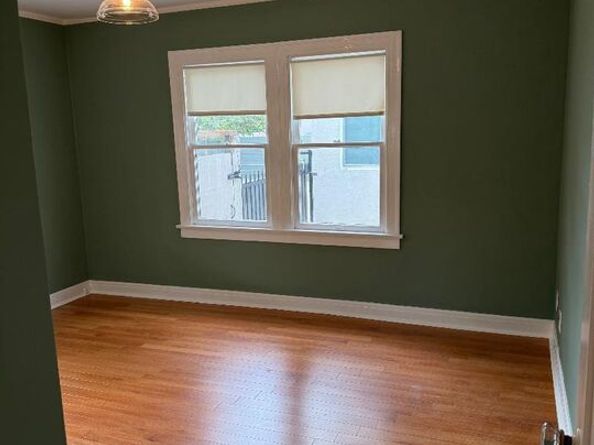 1143 N New Hampshire Avenue, Los Angeles CA 90029