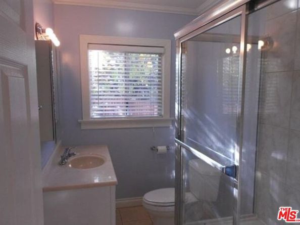 1143 N New Hampshire Avenue, Los Angeles CA 90029