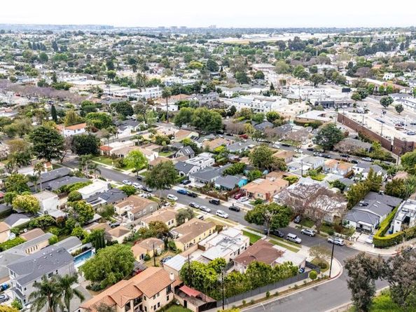 2524 Federal Avenue, Los Angeles CA 90064