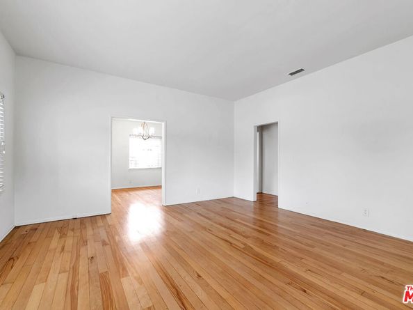 2524 Federal Avenue, Los Angeles CA 90064