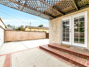2524 Federal Avenue, Los Angeles CA 90064