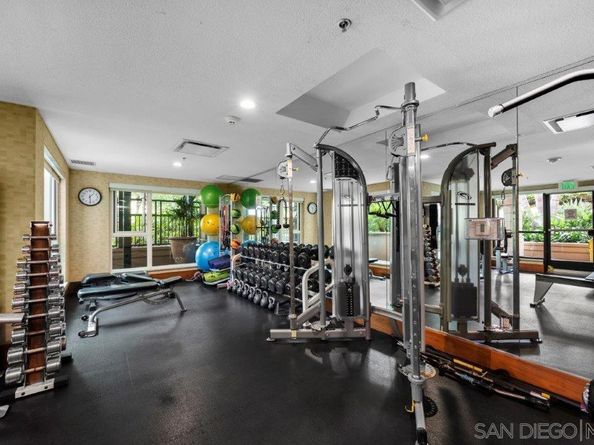 1205 Pacific Hwy 3902, San Diego CA 92101