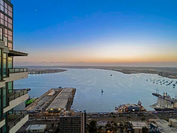 1205 Pacific Hwy 3902, San Diego CA 92101