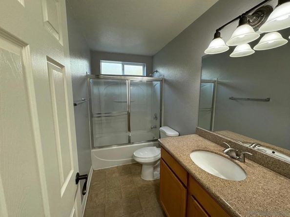 2360 Paseo De Laura 49, Oceanside CA 92056