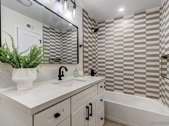 5873 Lance, San Diego CA 92120