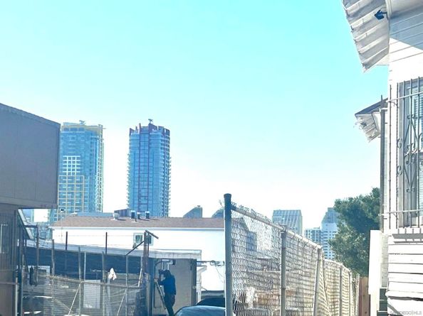 624 25th, San Diego CA 92102