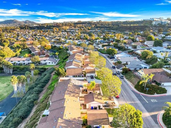 11168 Poblado Rd, San Diego CA 92127