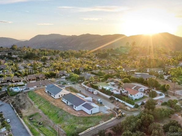 1648 Calle Catalina, Escondido CA 92029