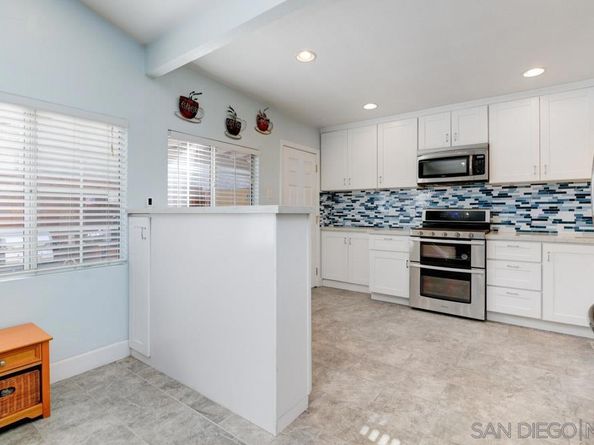 2747 Melbourne Dr, San Diego CA 92123