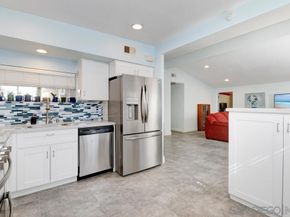 2747 Melbourne Dr, San Diego CA 92123