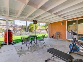 2747 Melbourne Dr, San Diego CA 92123
