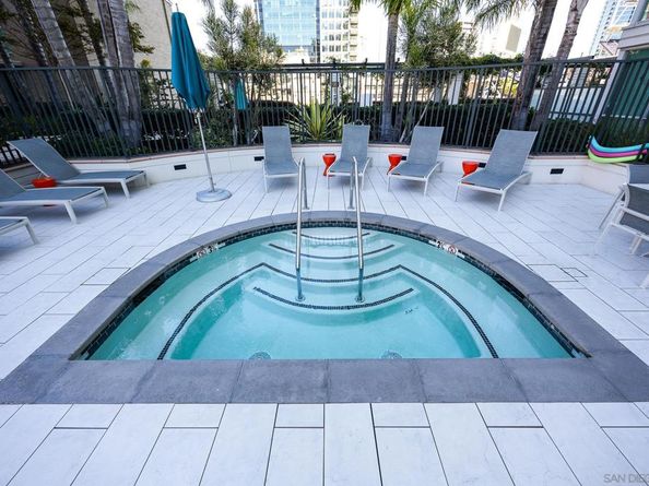 325 7th Ave 1406, San Diego CA 92101