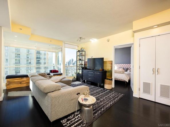 325 7th Ave 1406, San Diego CA 92101