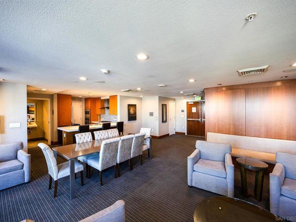 325 7th Ave 1406, San Diego CA 92101