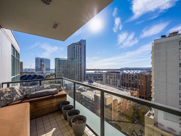 325 7th Ave 1406, San Diego CA 92101