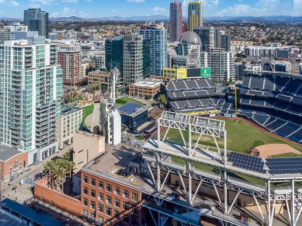 325 7th Ave 1406, San Diego CA 92101