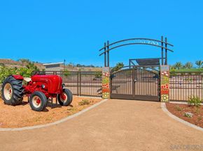 2874 Via Alta Pl, San Diego CA 92108