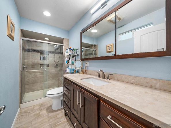 130 Brett Pl, Escondido CA 92027
