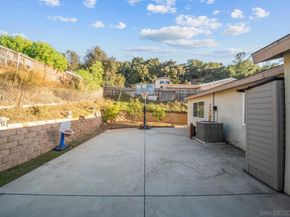 130 Brett Pl, Escondido CA 92027
