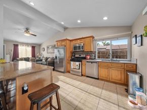 130 Brett Pl, Escondido CA 92027