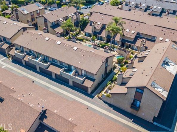9625 Sylmar Avenue 29, Panorama City (los Angeles) CA 91402