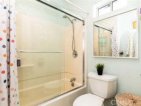 11020 Scoville Avenue, Sunland (los Angeles) CA 91040