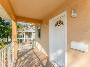 11020 Scoville Avenue, Sunland (los Angeles) CA 91040