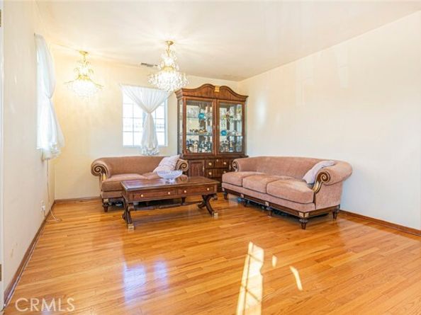 11020 Scoville Avenue, Sunland (los Angeles) CA 91040